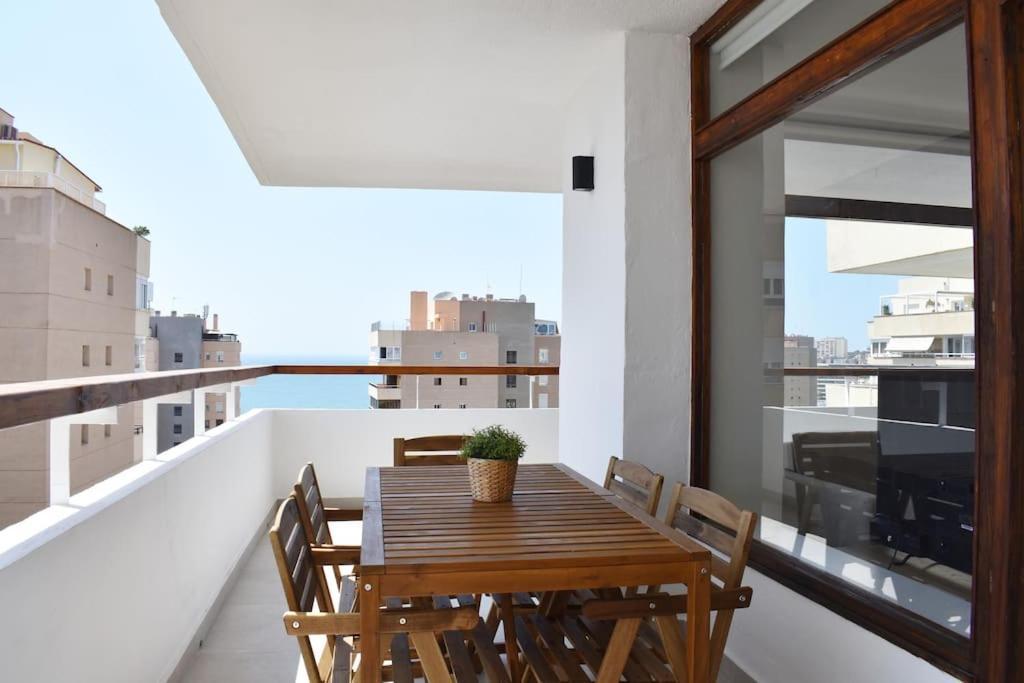 Apartamento Mirador Torres De Playamar, Con Vistas Al Mar