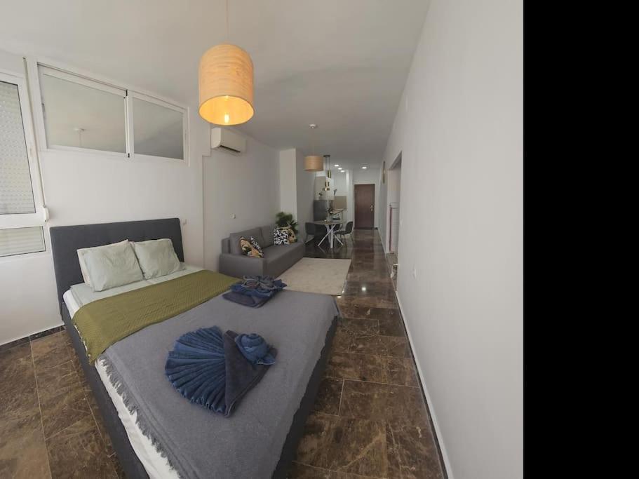 Tao Center With Fee Wifi And Air Con By Namaste Elite Torremolinos