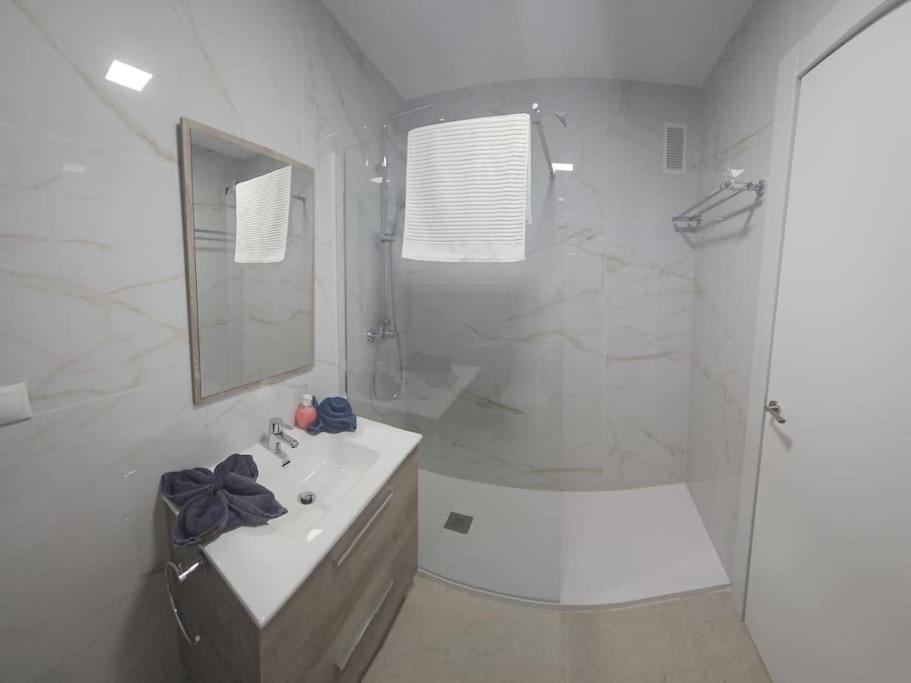 Tao Center With Fee Wifi And Air Con By Namaste Elite Apartamento Torremolinos