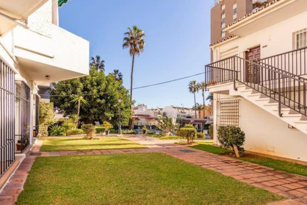 Playa Carihuela By Hdc Apartment Torremolinos