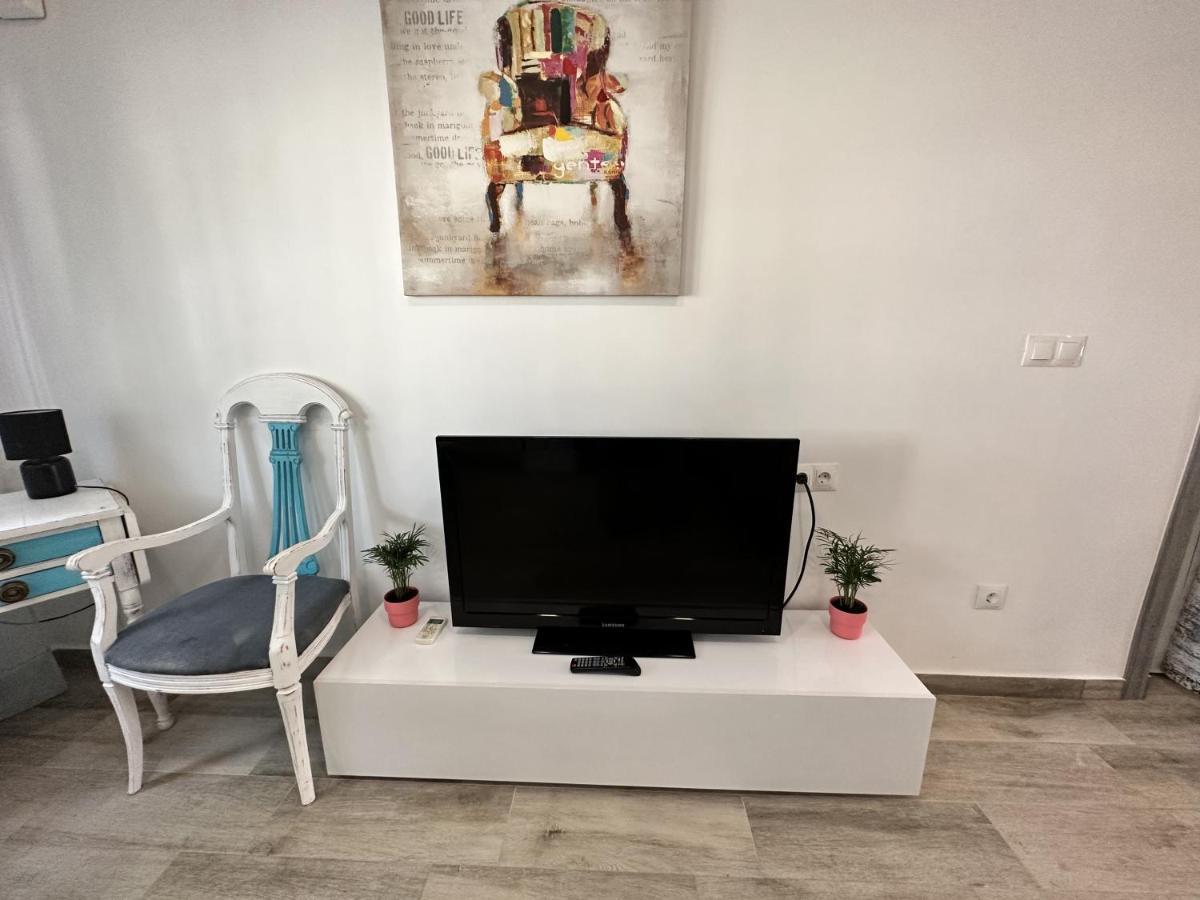 Apartamento - Recien Reformado, Piscina, Playa A 10 Minutos, Centro A 5 Minutos *