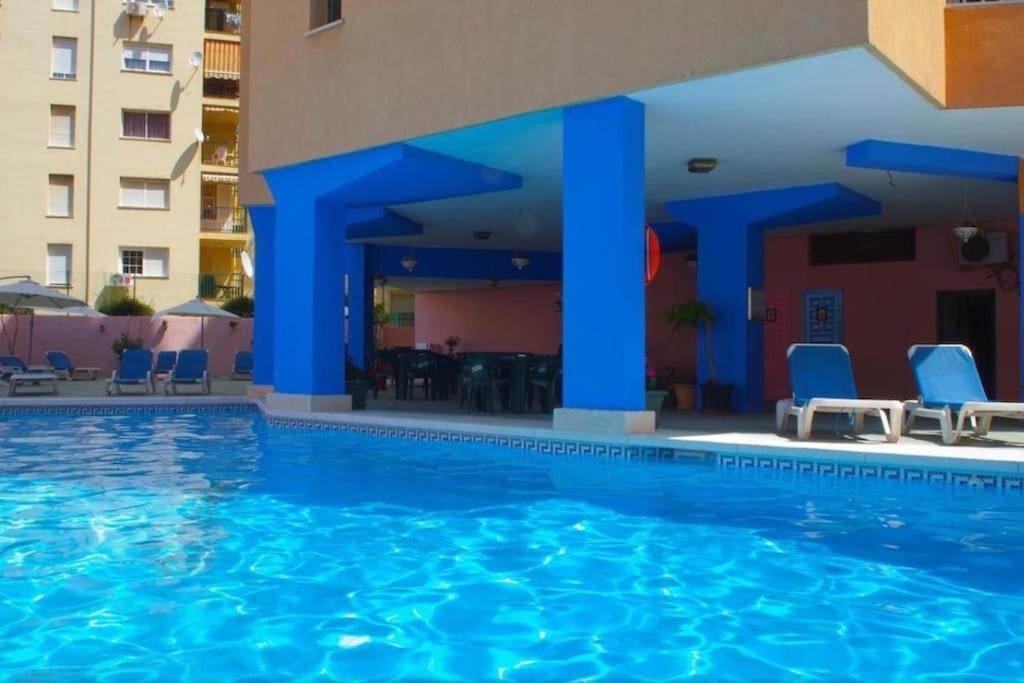 En La Carihuela Apartment Torremolinos