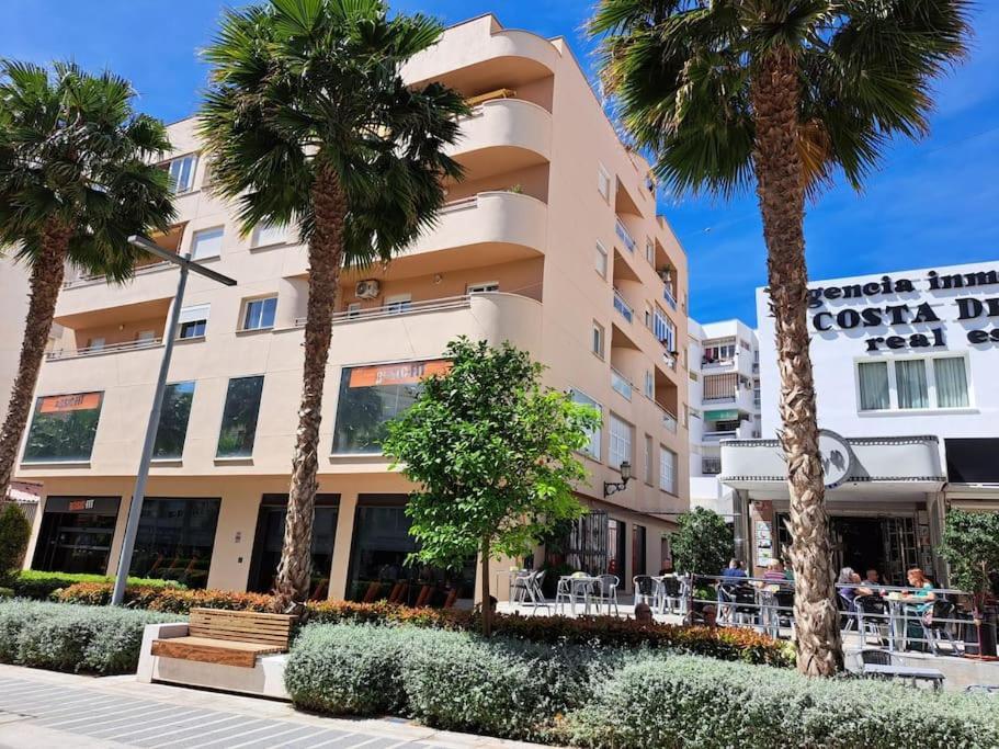In Torremolinos, Av Palma De Mallorca Nº 12
