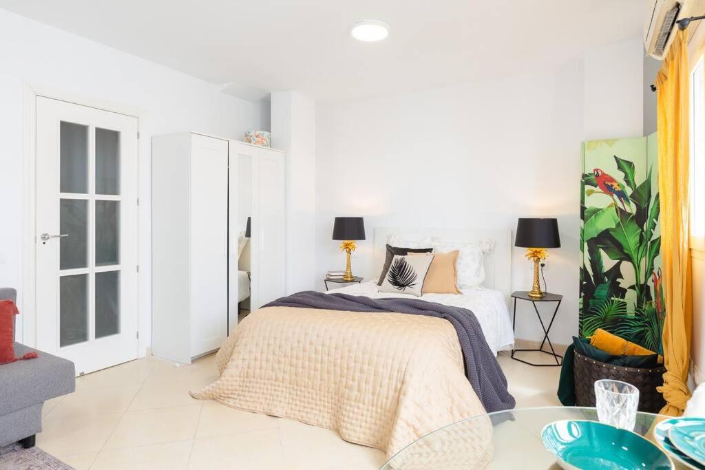 Palm Apartment *
