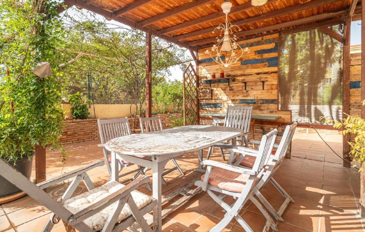 Relax In The Terrace! 4 Bedrooms - Huge Private Terrace - Swimming Pool - Walking Distance To The Beach! *