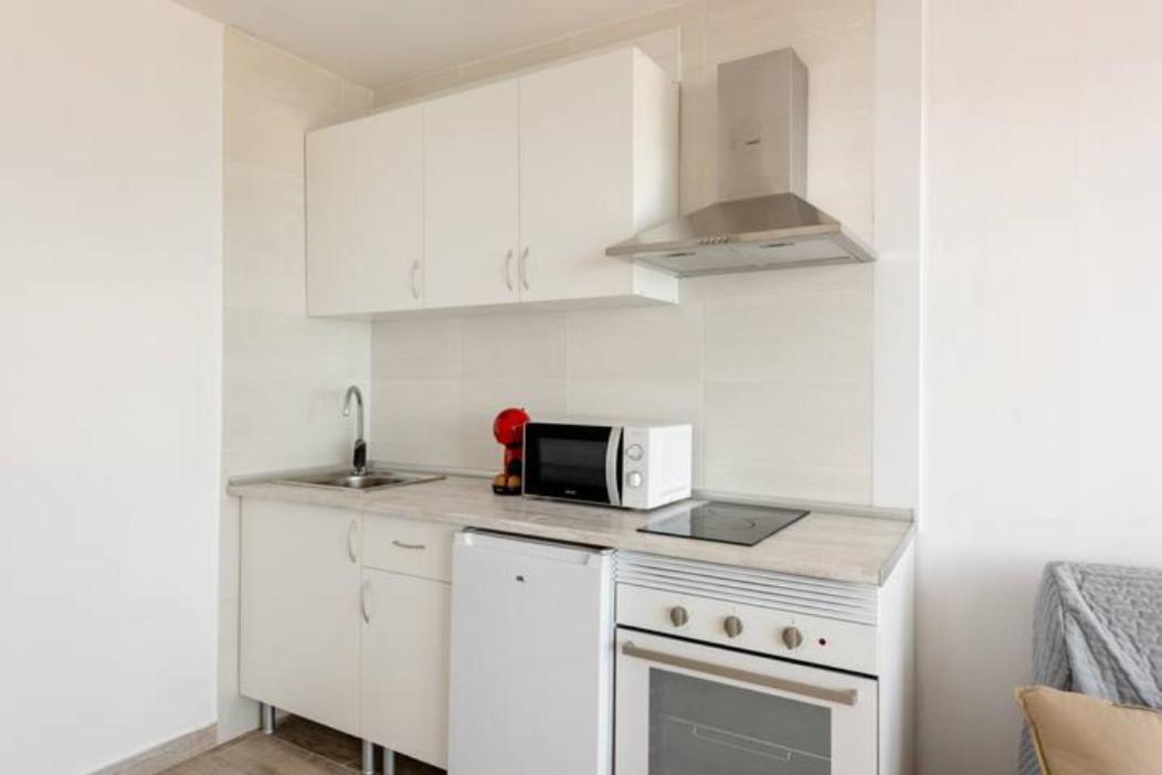 Blue Sky Apartment *