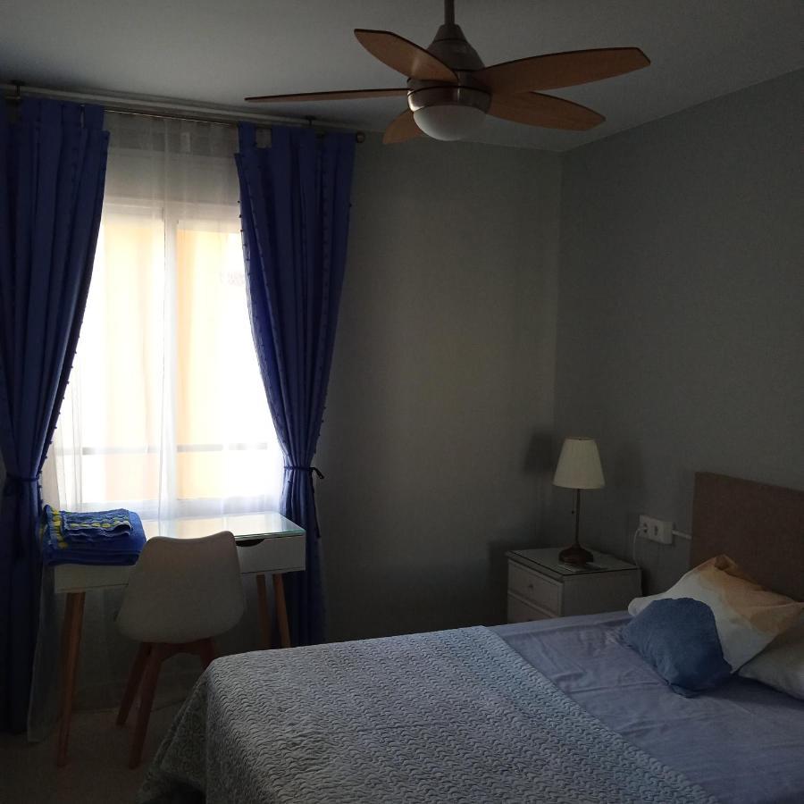 Alquilo Con Bano Y Cocina Compartida Apartment