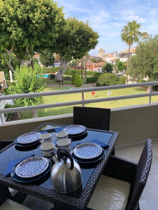 5 Personas + Parking + Piscina Todo El Ano Apartment *