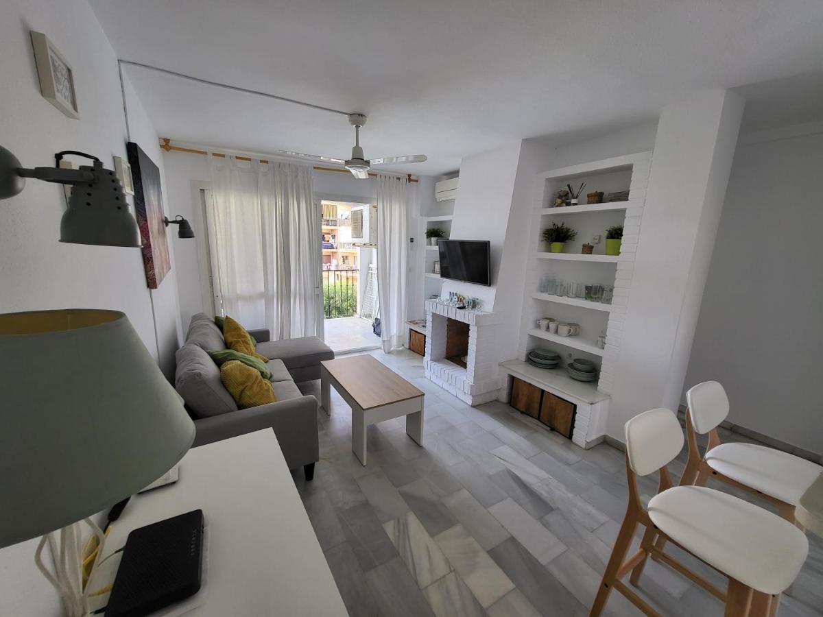 Vakantiehuis Erisa En Dos Min De La Playa, Puerto Marina