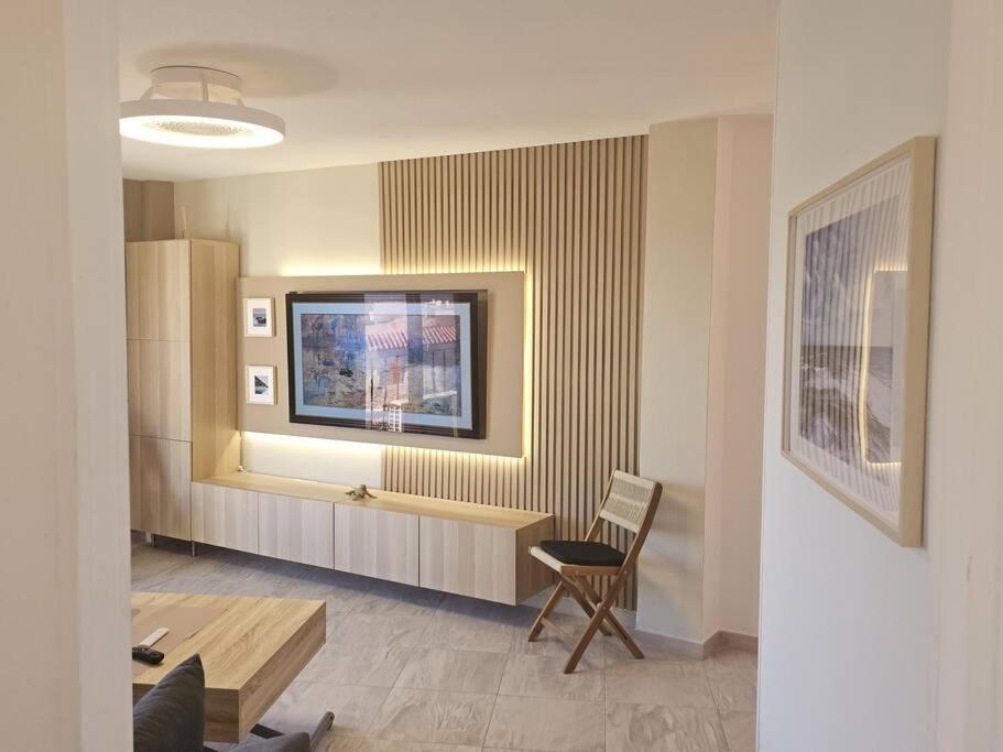 Apartment Symphony Sunrise, With Stunning Sea Views And Short Walk To The By Namaste Elite *