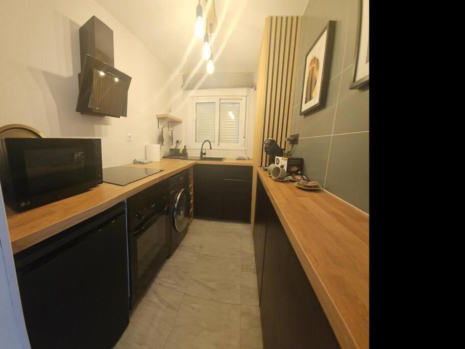 Apartment Symphony Sunrise, With Stunning Sea Views And Short Walk To The By Namaste Elite