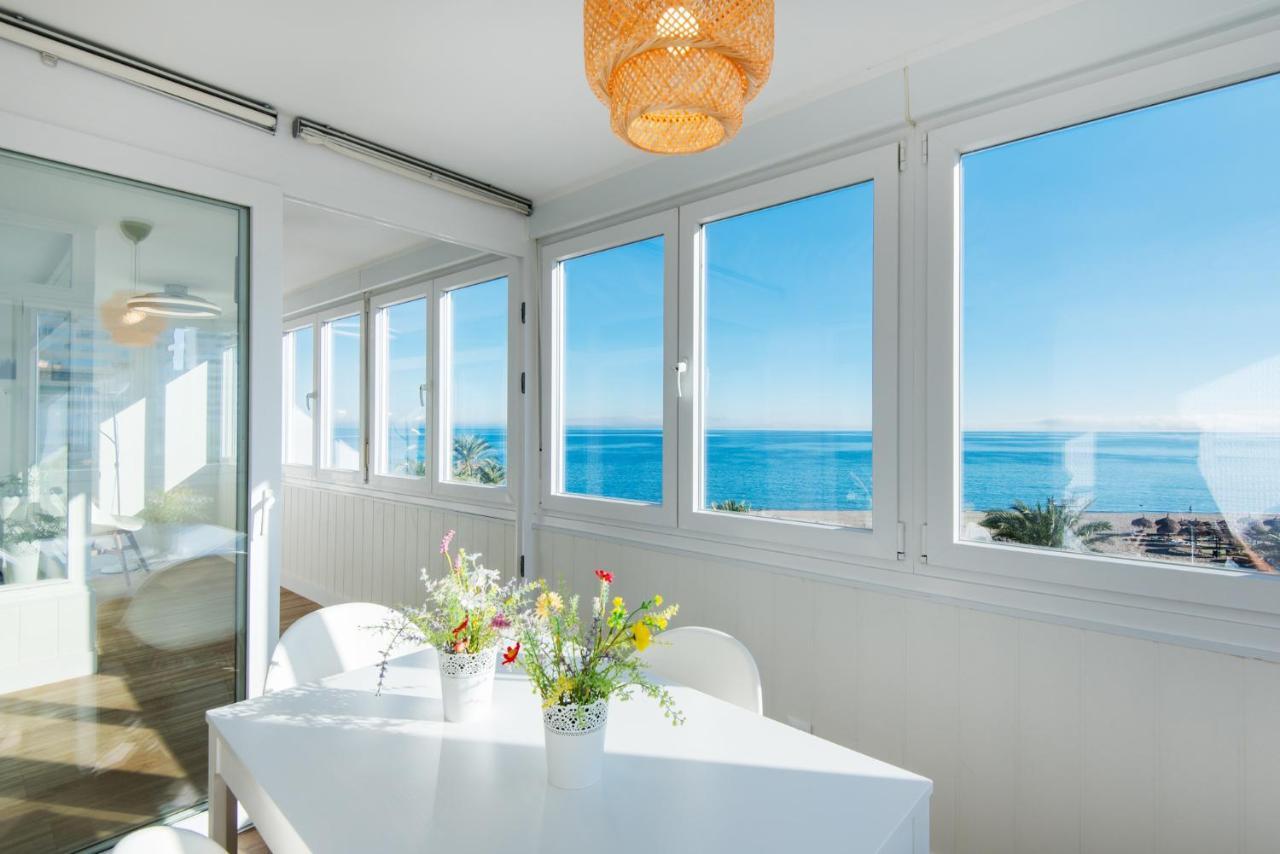 Apartment Magic Of The Ocean, Front Line In Playamar-parking, Sea Views, Pool, Tenis, Paddle, Wifi And Aircon