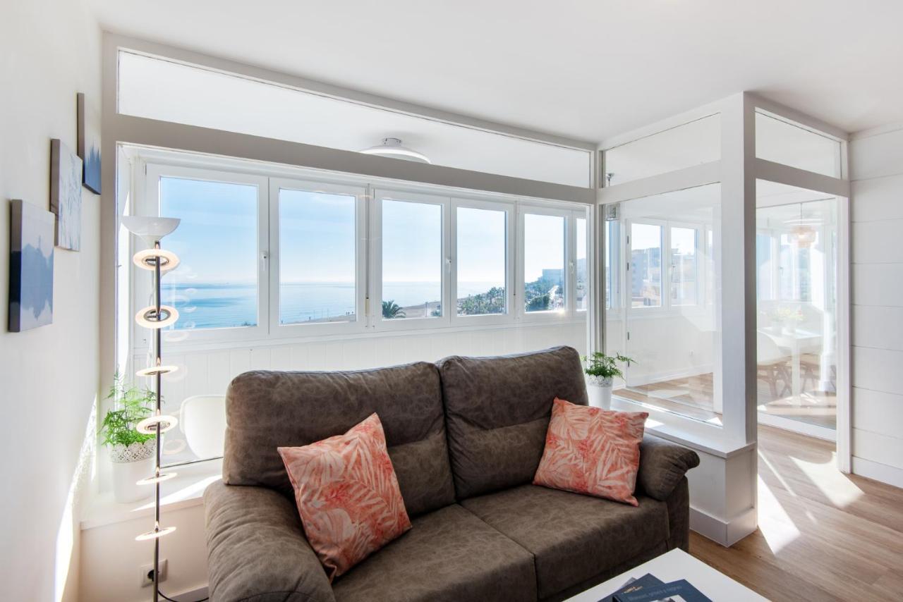 Magic Of The Ocean, Front Line In Playamar-parking, Sea Views, Pool, Tenis, Paddle, Wifi And Aircon * Torremolinos