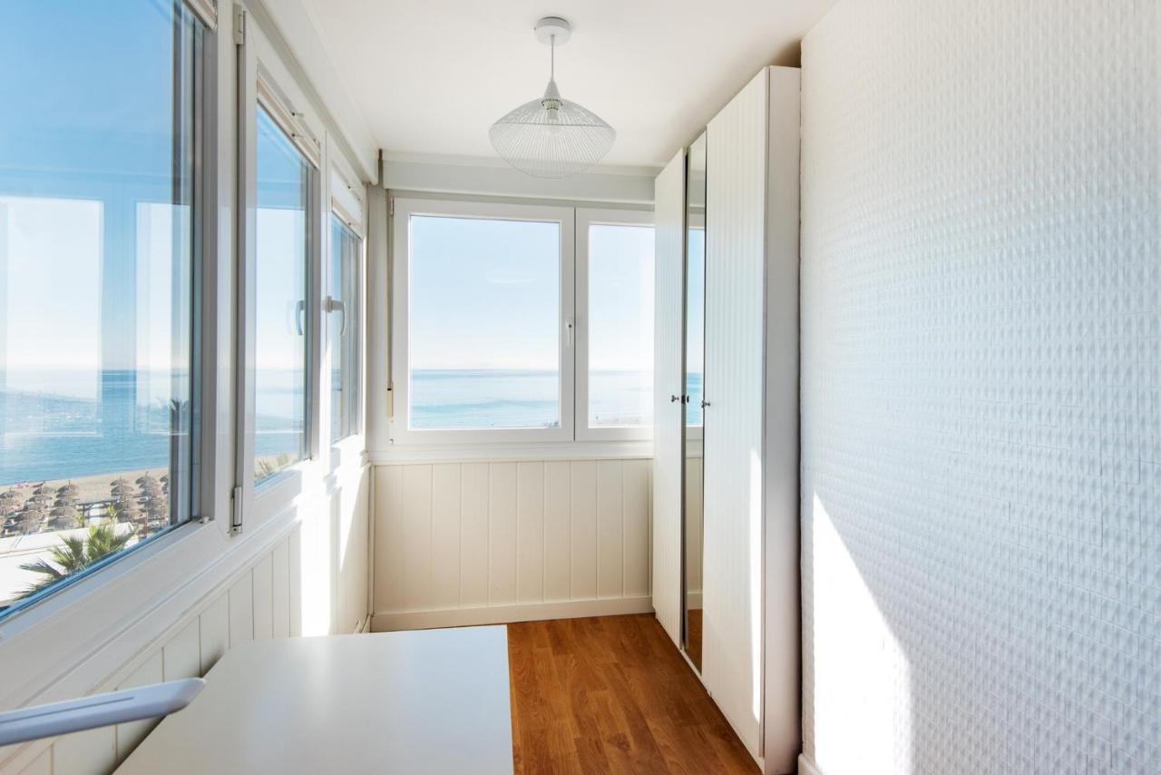 Magic Of The Ocean, Front Line In Playamar-parking, Sea Views, Pool, Tenis, Paddle, Wifi And Aircon * Torremolinos