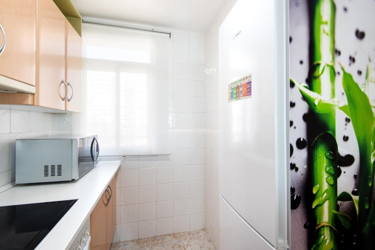Magic Of The Ocean, Front Line In Playamar-parking, Sea Views, Pool, Tenis, Paddle, Wifi And Aircon * Torremolinos