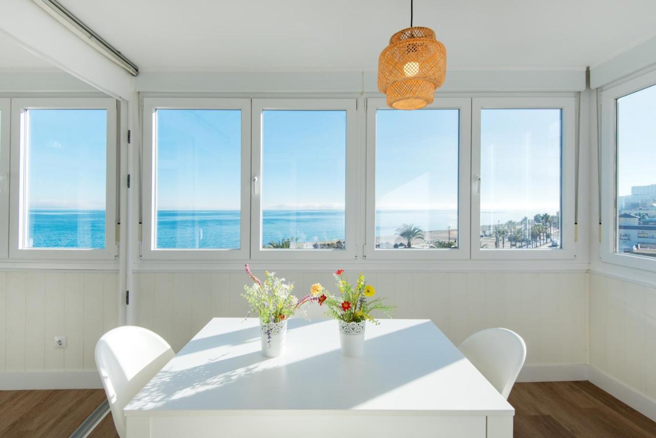 Apartment Magic Of The Ocean, Front Line In Playamar-parking, Sea Views, Pool, Tenis, Paddle, Wifi And Aircon
