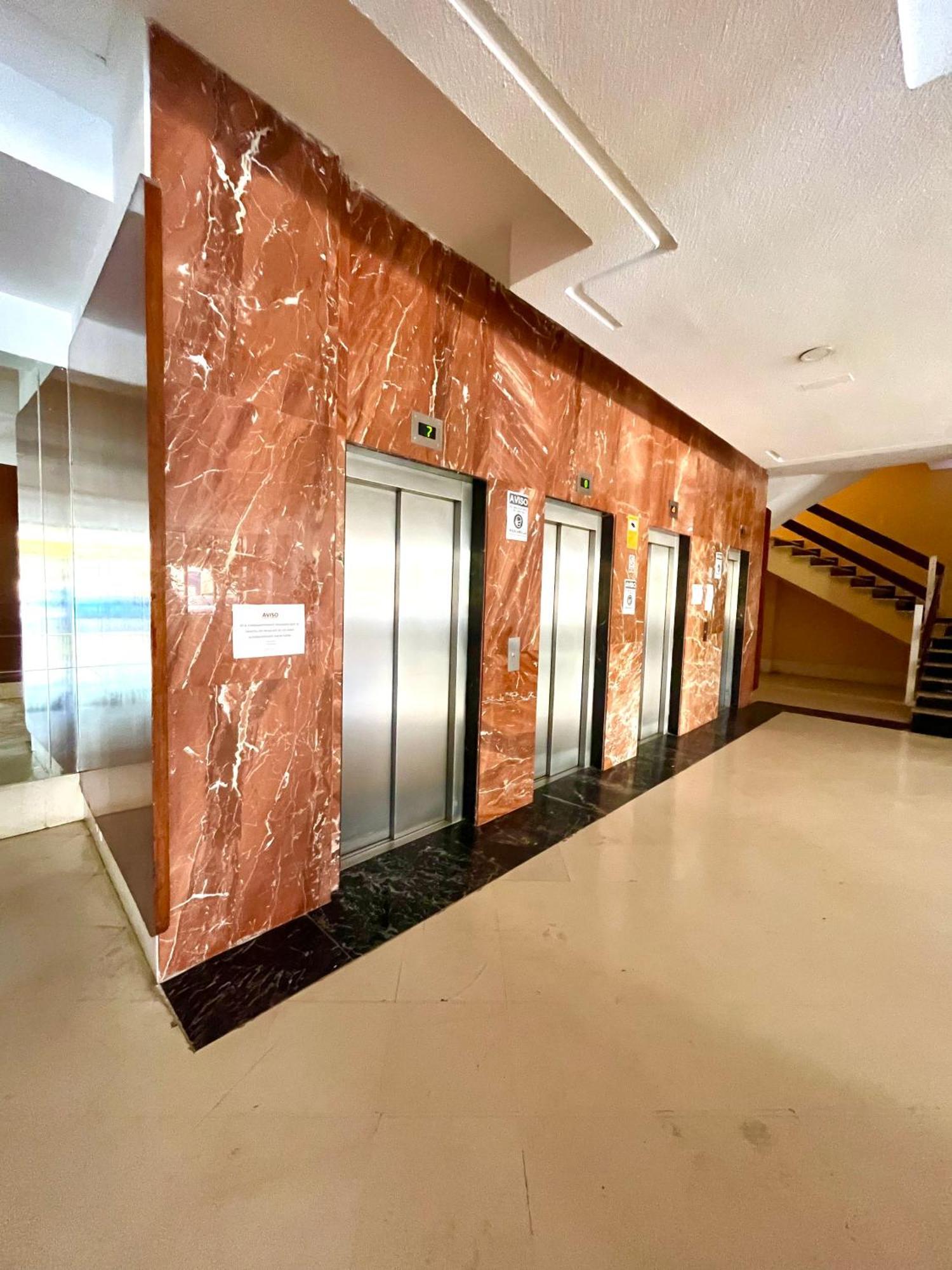 Center Apartamento *
