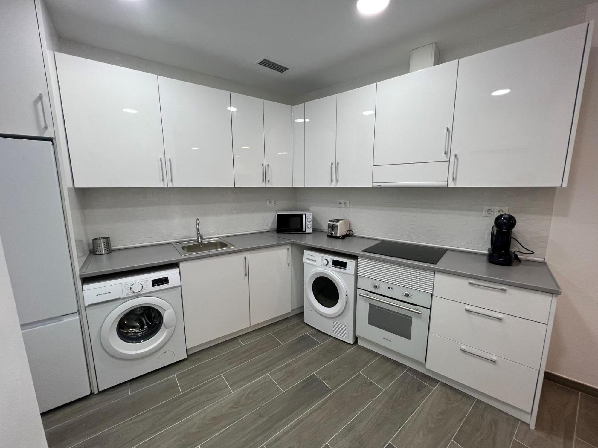 Montalvo Metropolis B Apartment *