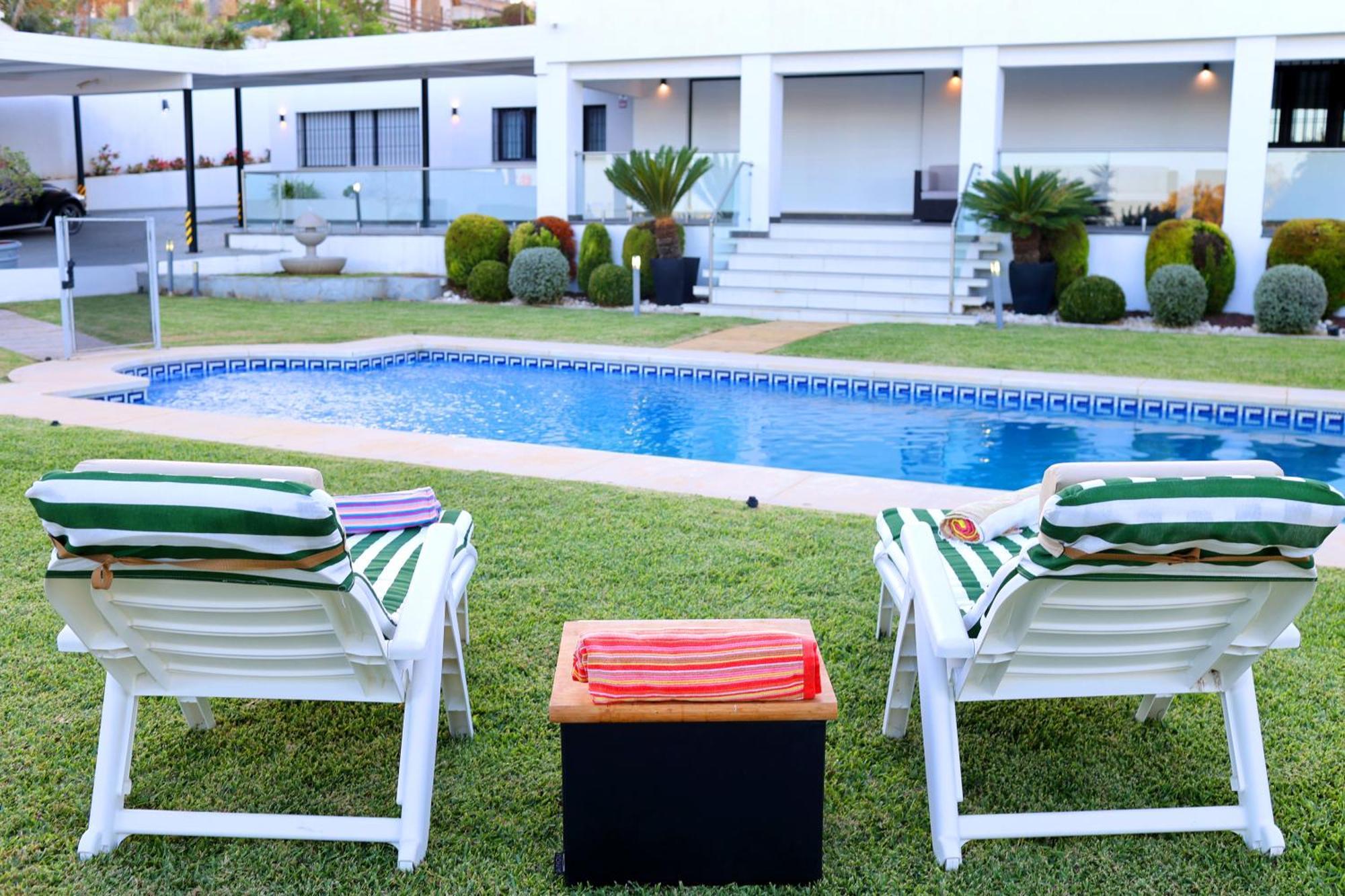 Lujo Costa Del Sol Con Piscina-jacuzzi *