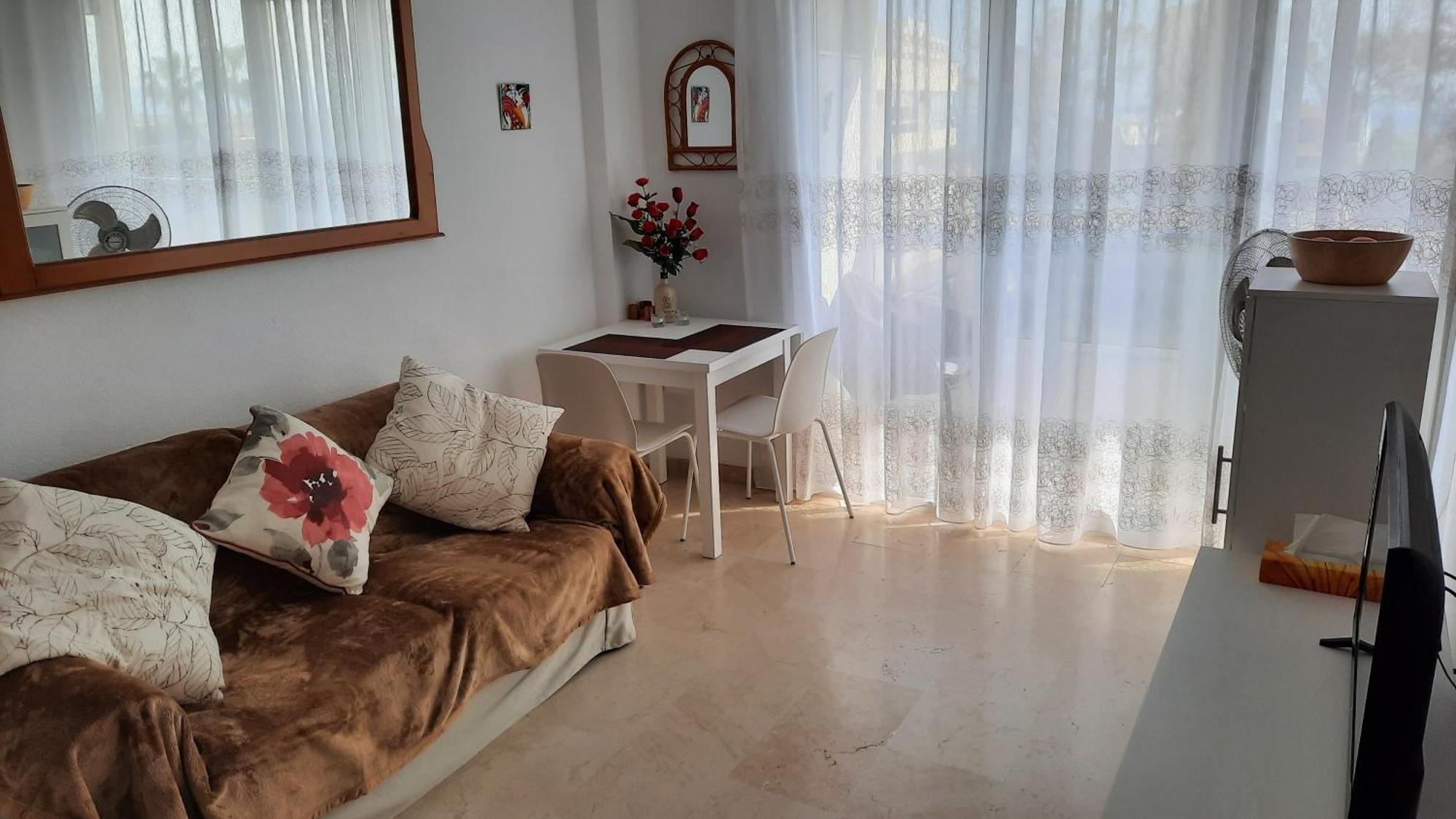 Apartment Vistamarina A402 - 1 Bed, Quiet But Very Close To And Marina - No Car Needed