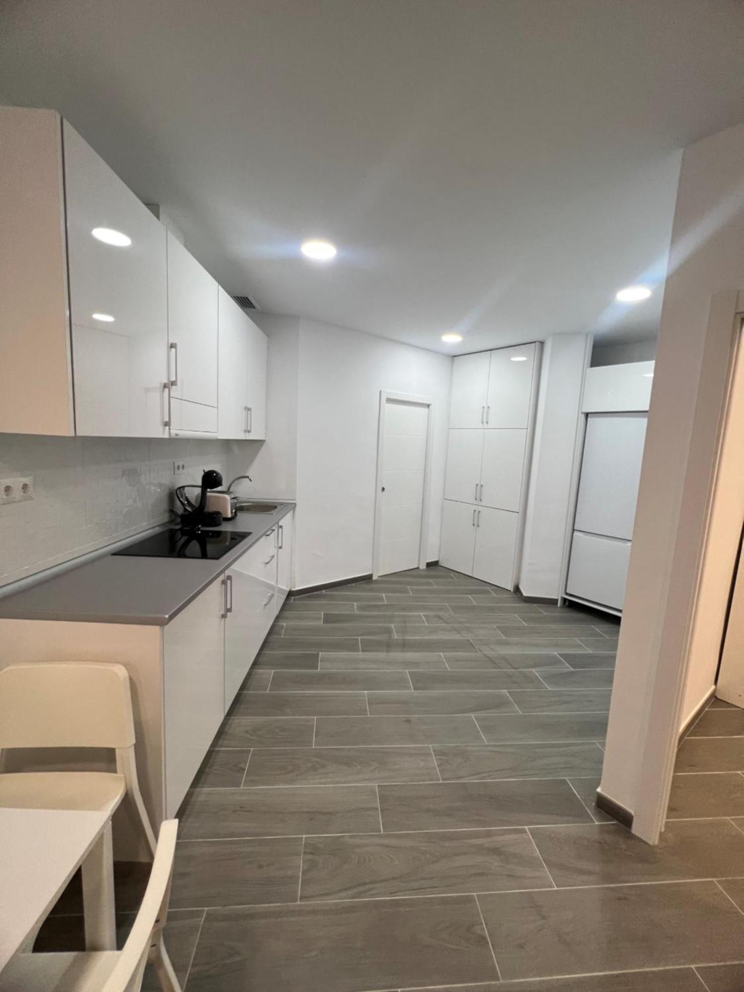 Montalvo Metropolis D Appartement *