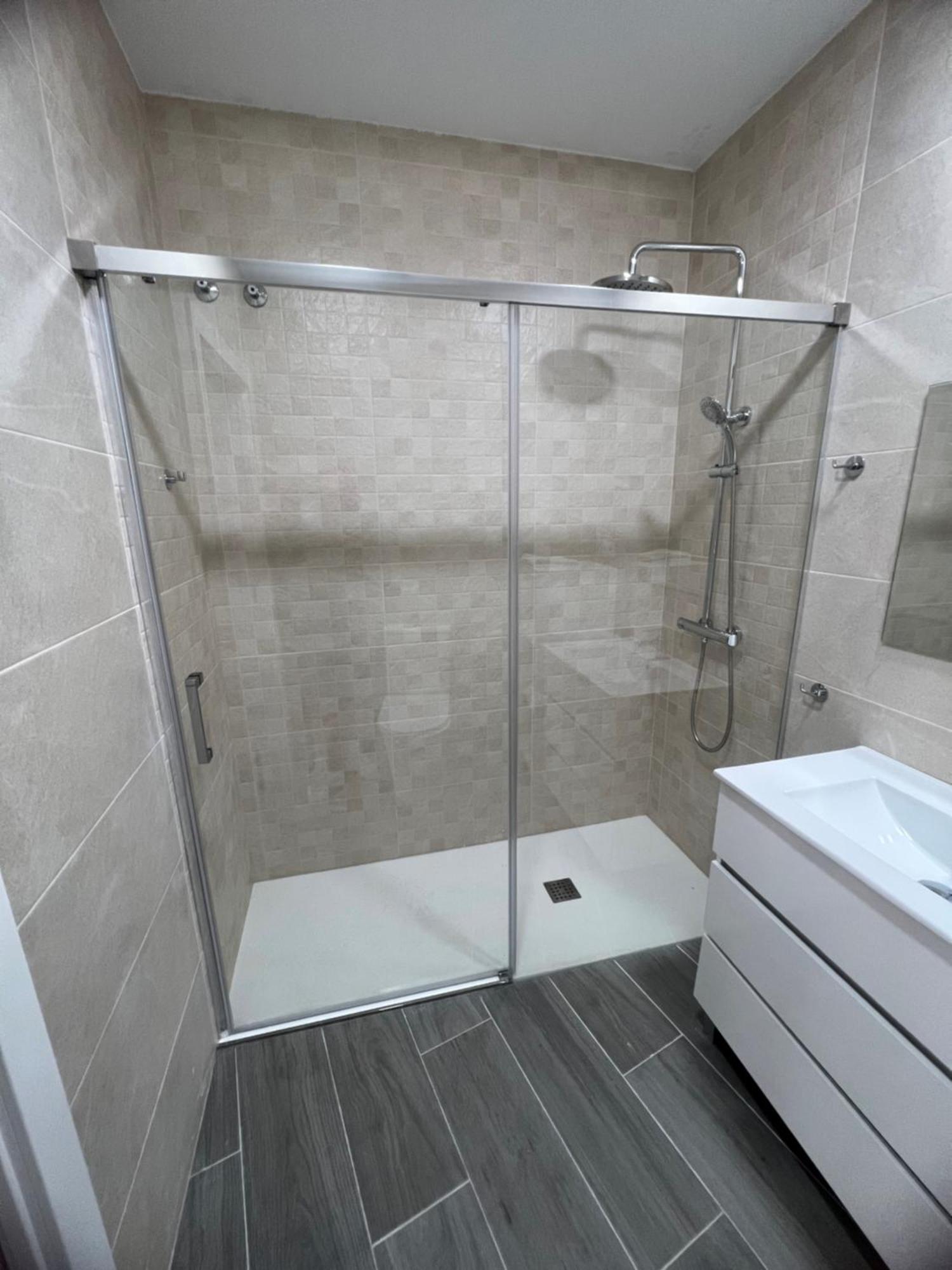 Montalvo Metropolis C Apartment