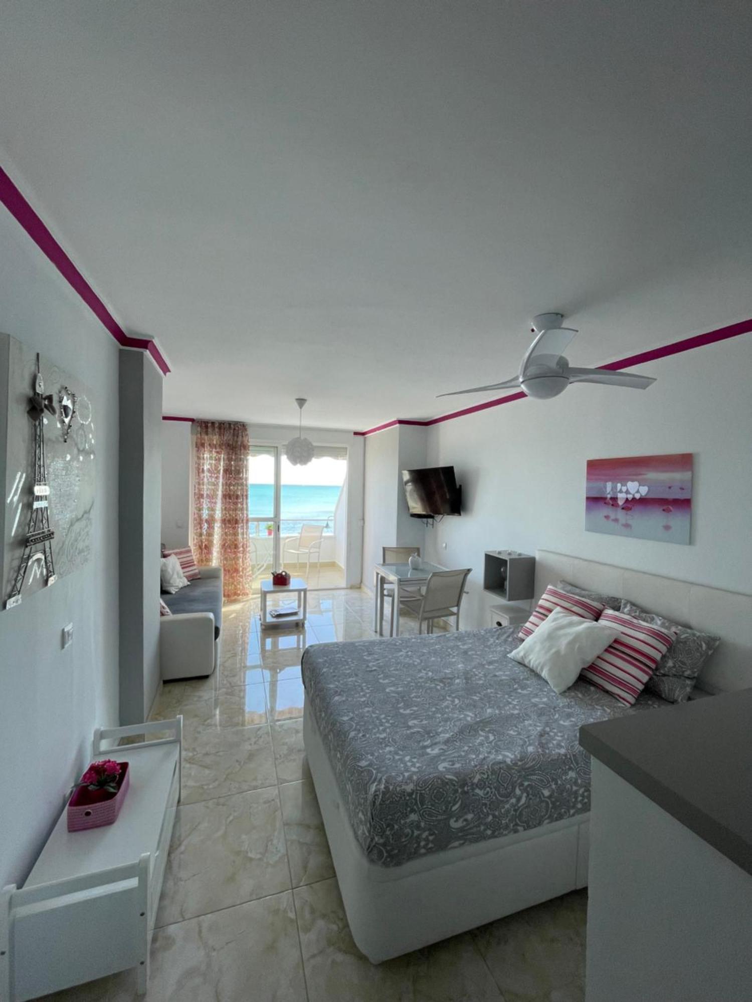 Appartement Roca Chica. - First Line