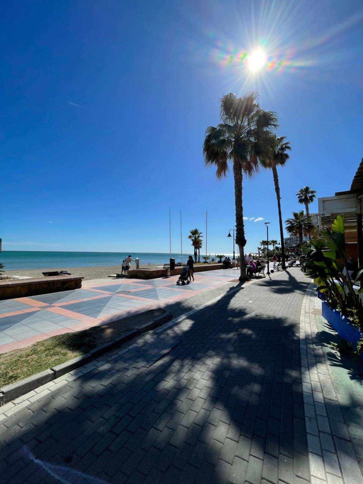 Appartement Roca Chica. - First Line Torremolinos
