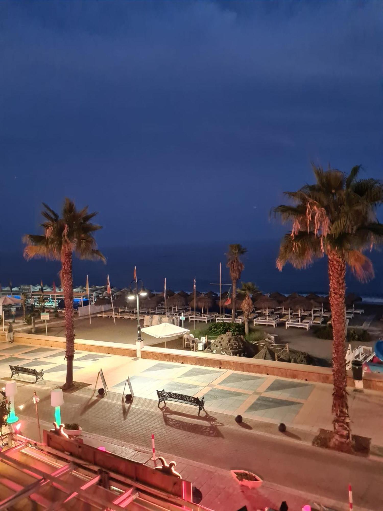Roca Chica. - First Line Torremolinos