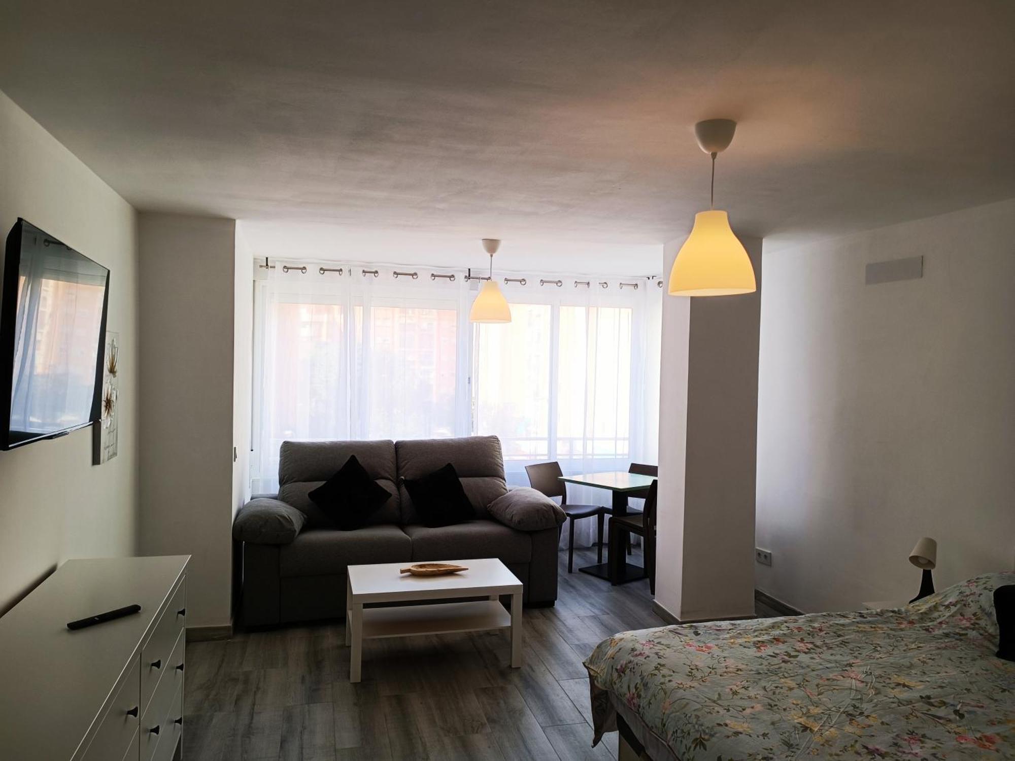 Apartamento Cg3a - Nuevo Estudio, Recien Reformado, Wifi Torremolinos