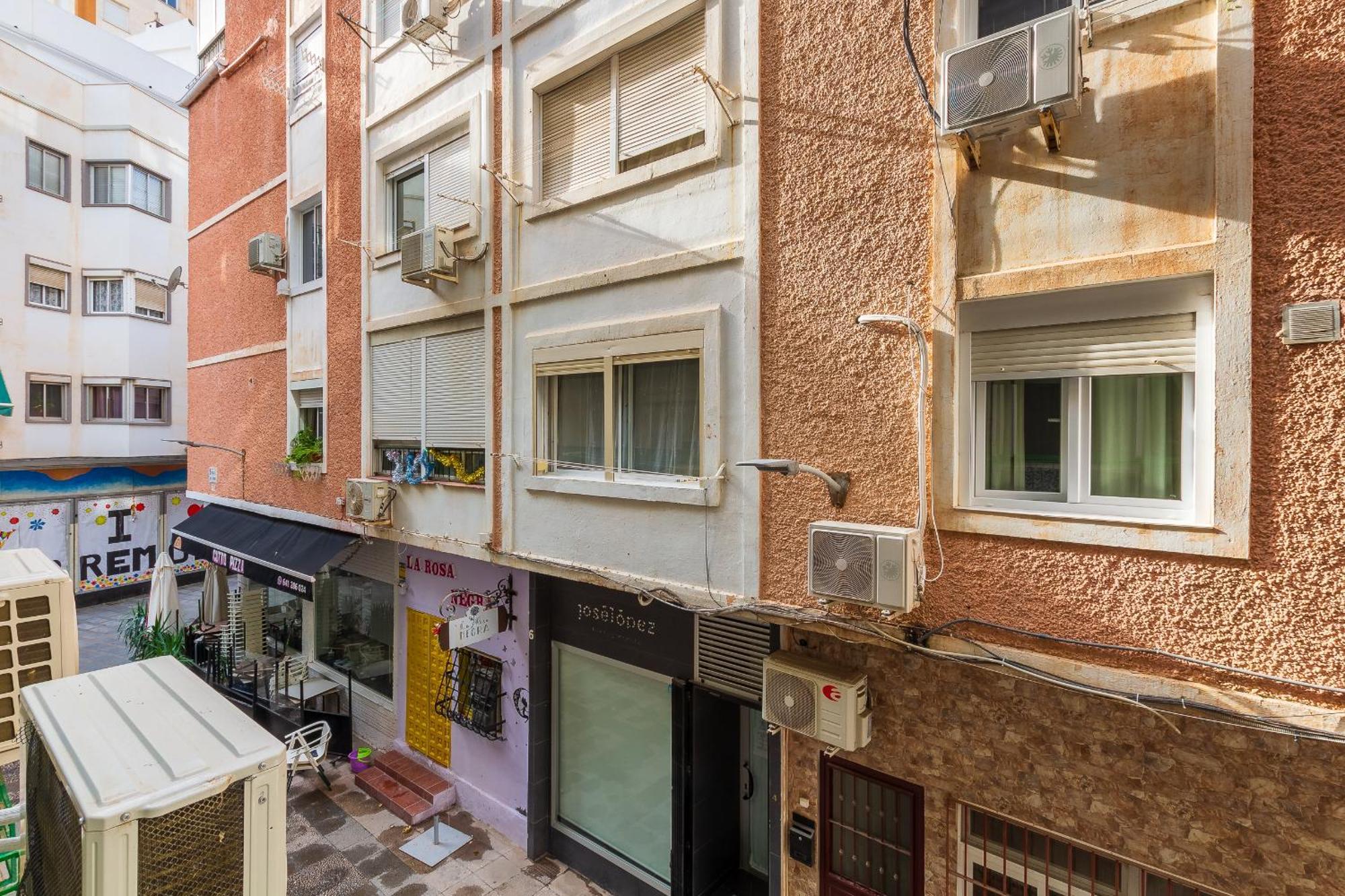 Castellano De Steram Flats Apartment