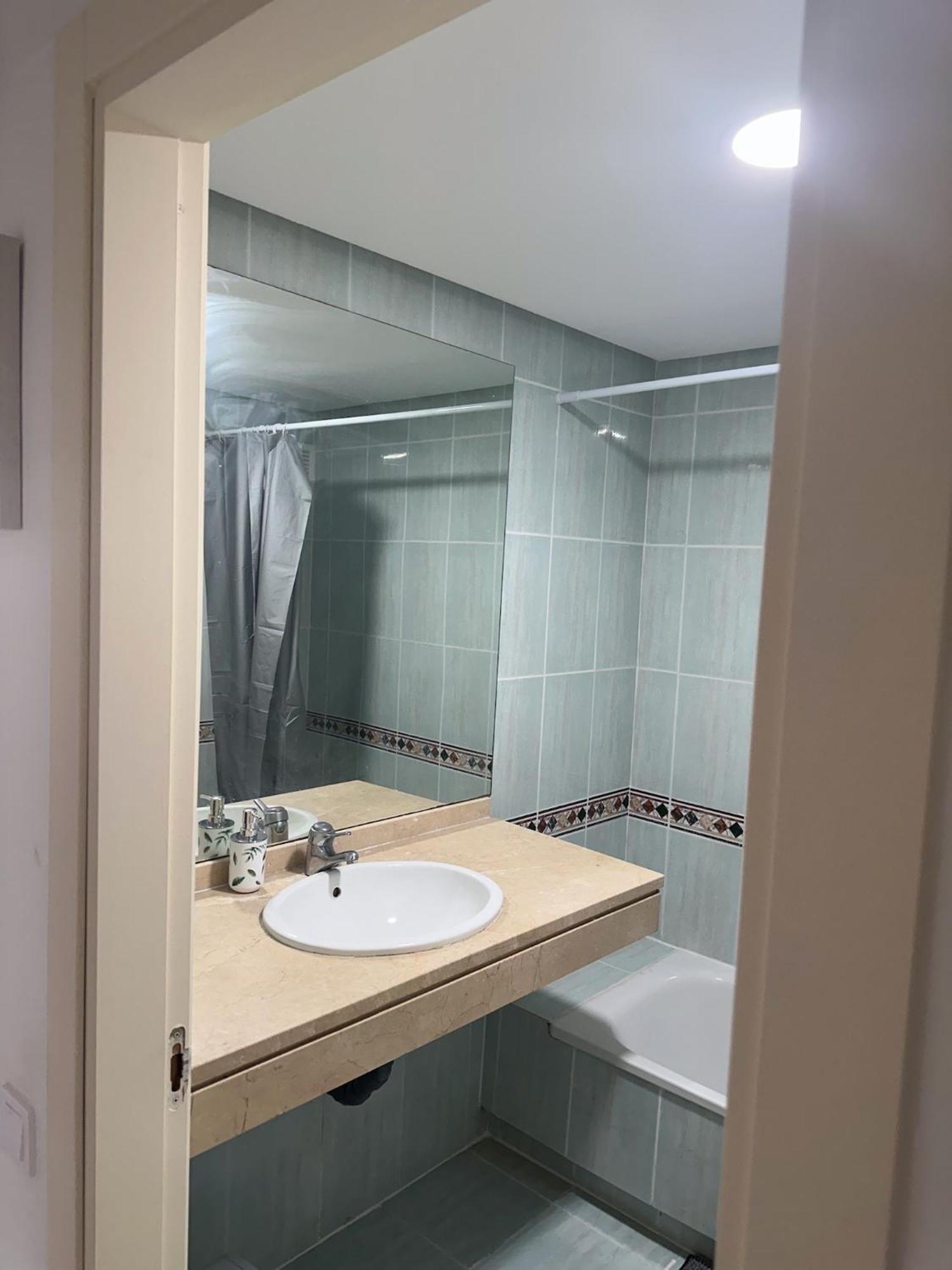 Privada En Compartidos Homestay *