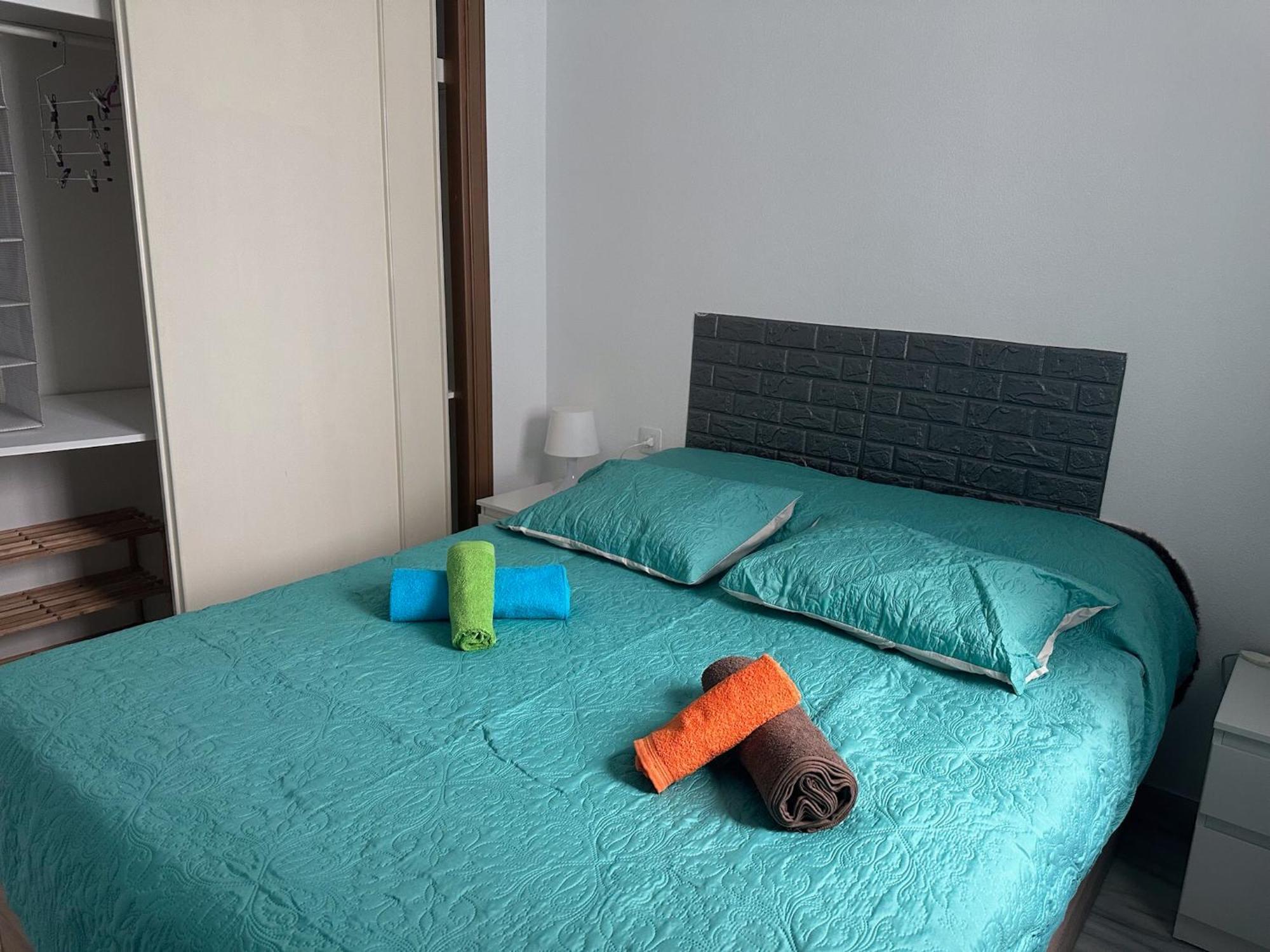Privada En Compartidos * Torremolinos