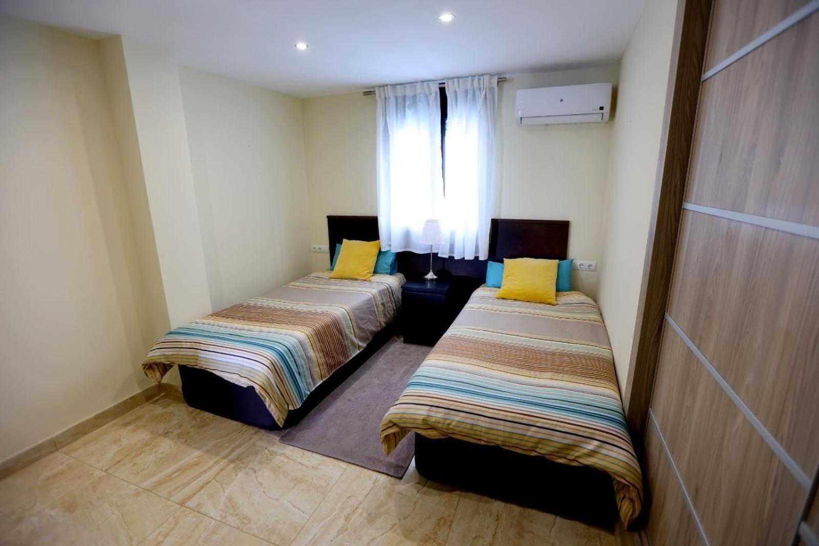 Villa Lujo Costa Del Sol Con Piscina-jacuzzi *