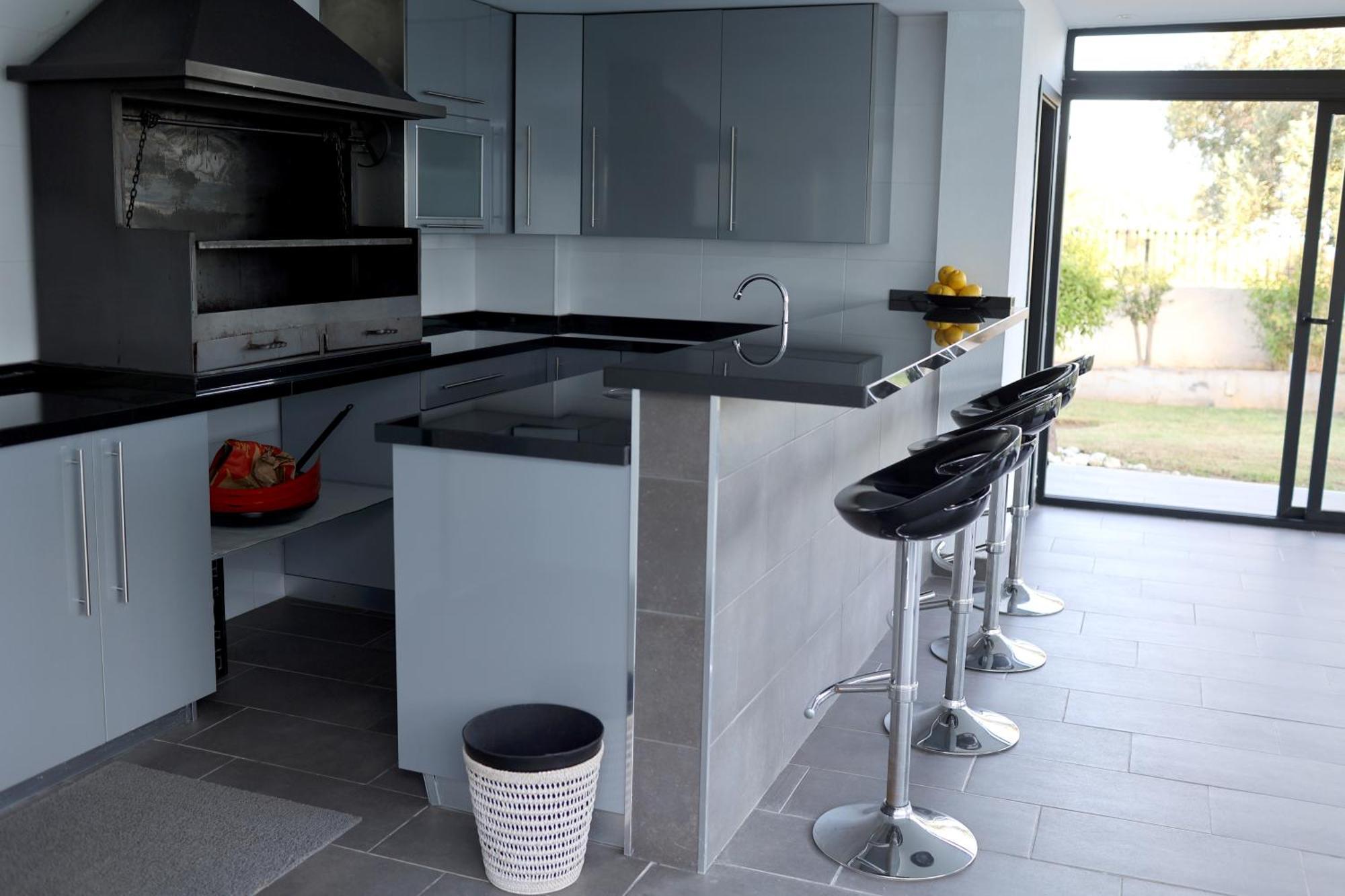 Lujo Costa Del Sol Con Piscina-jacuzzi Villa