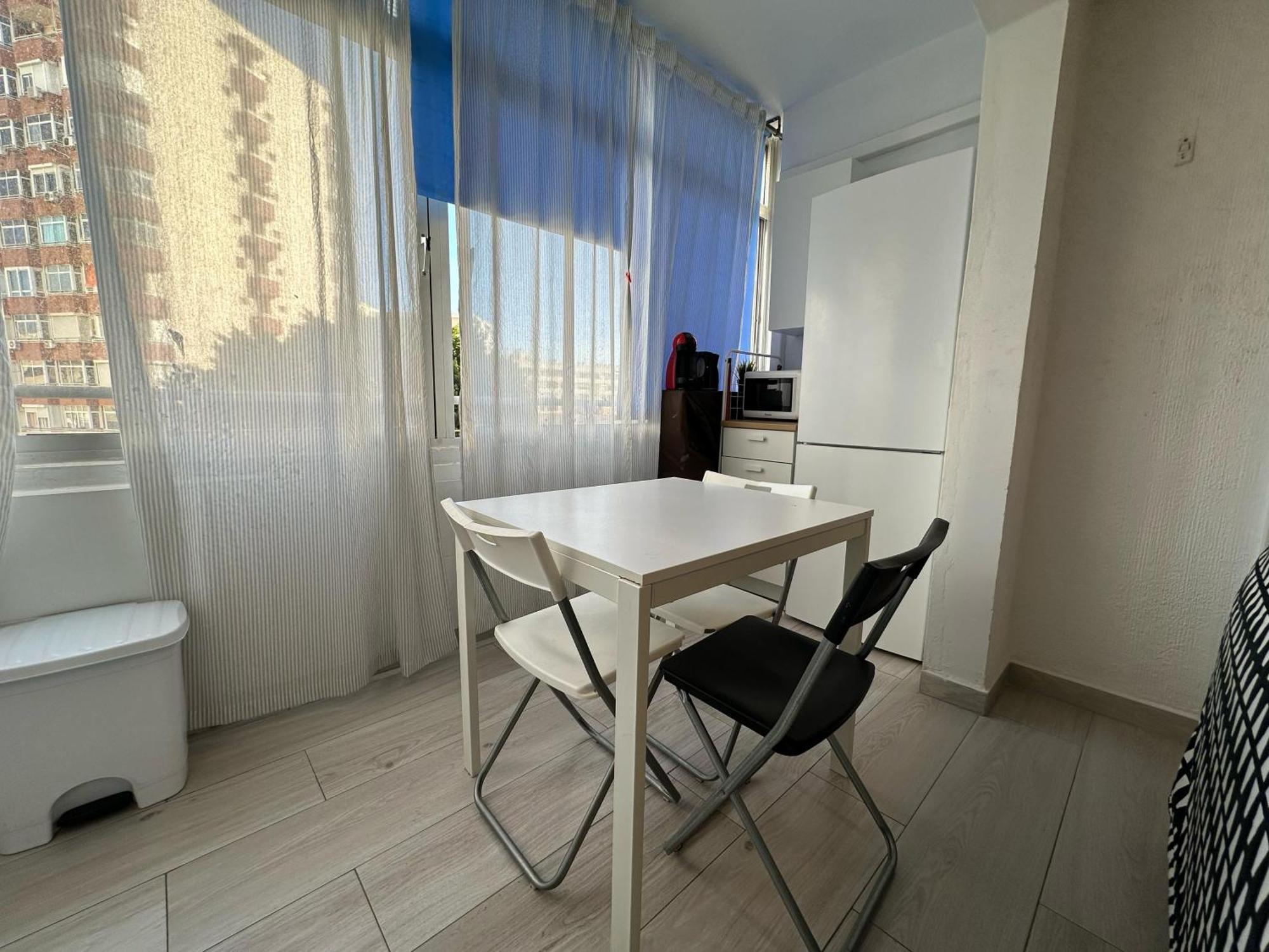 Apartment Cg131 - Centro 50 Metros, Playa 650 Metros, Wifi, Fire Stick Amazon Torremolinos