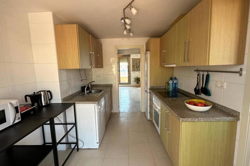 Atico Puerto Marina 2 Hab Con Piscina, 500m De La Plata Apartment *