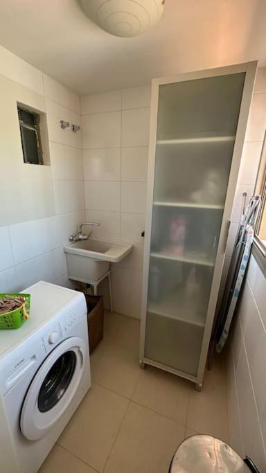 Apartment Atico Puerto Marina 2 Hab Con Piscina, 500m De La Plata