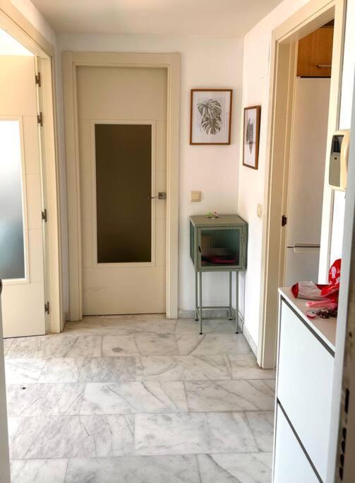 Atico Puerto Marina 2 Hab Con Piscina, 500m De La Plata Apartment
