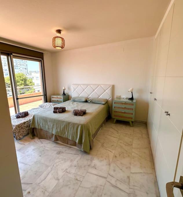 Apartment Atico Puerto Marina 2 Hab Con Piscina, 500m De La Plata *