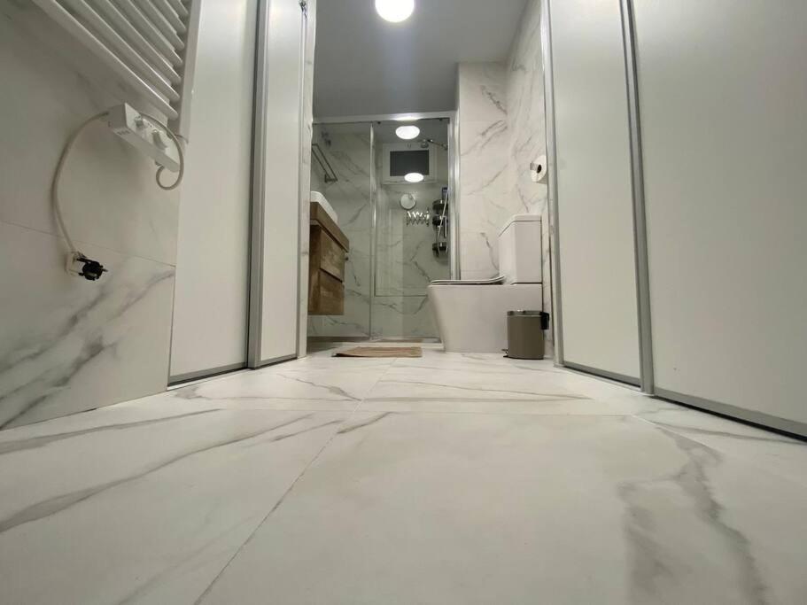 Casa Picaso Elegance, One Bedroom Center With Balcony By Namaste Elite Torremolinos