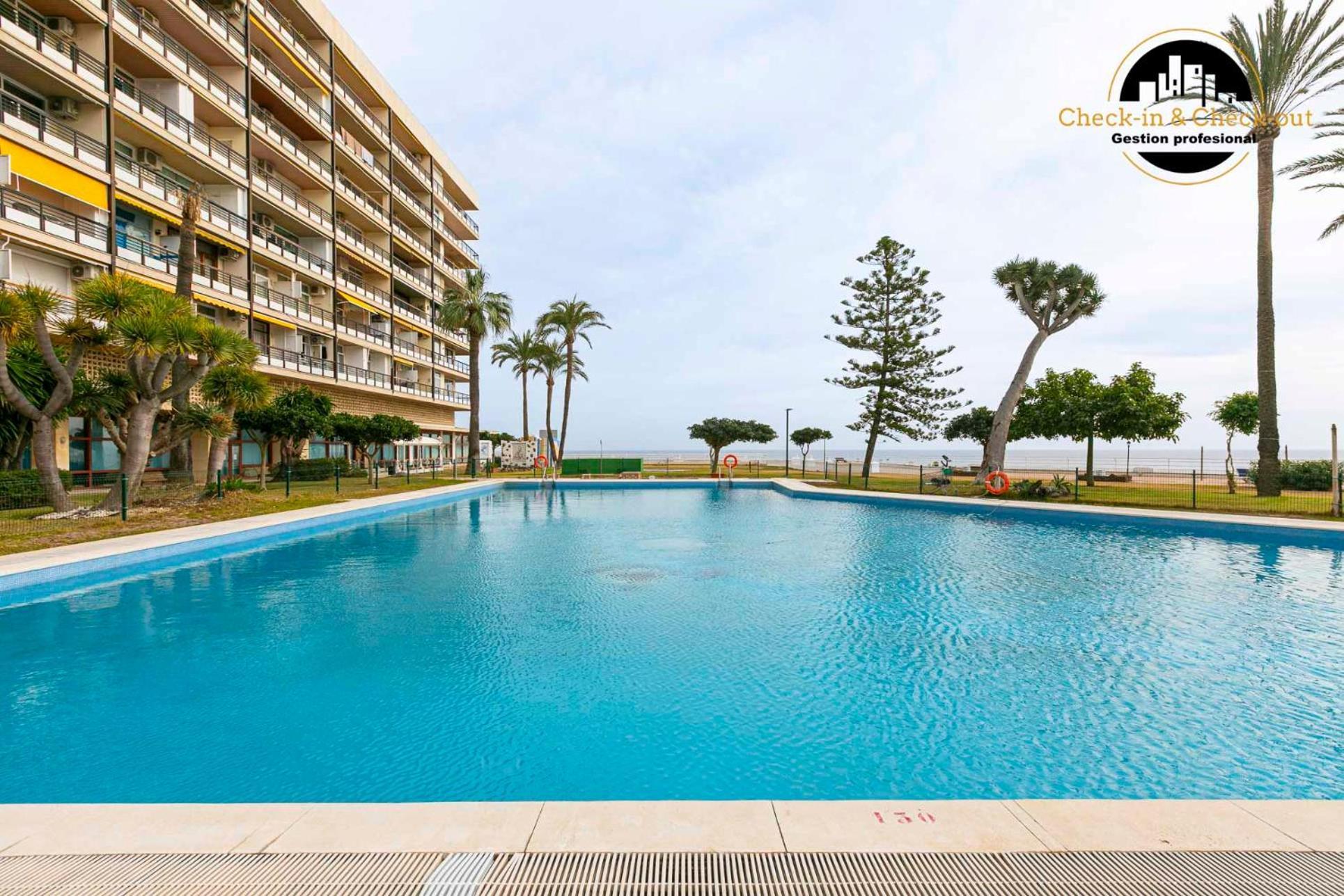 El Trasval 1ª Linea * Torremolinos