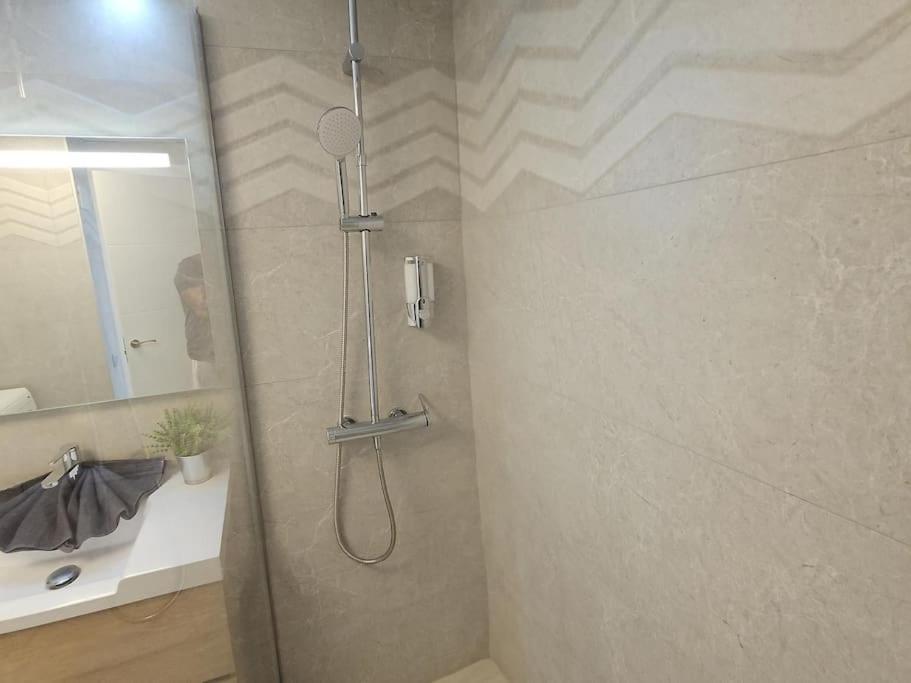 Verdiales Sunset Terrace. Balcony , Seasonal Pool And Great Views. Apartamento Torremolinos