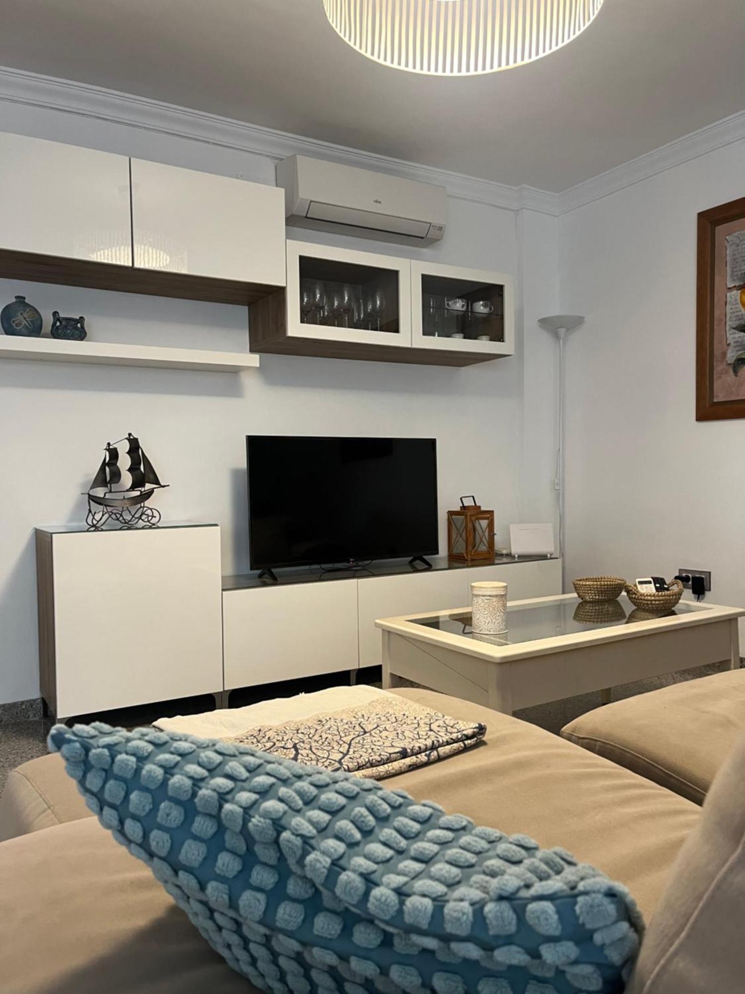 Apartment Reyes La Carihuela