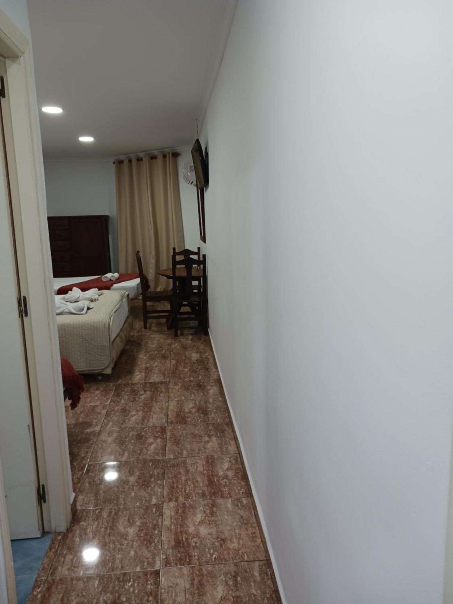 Manantiales Hotel *