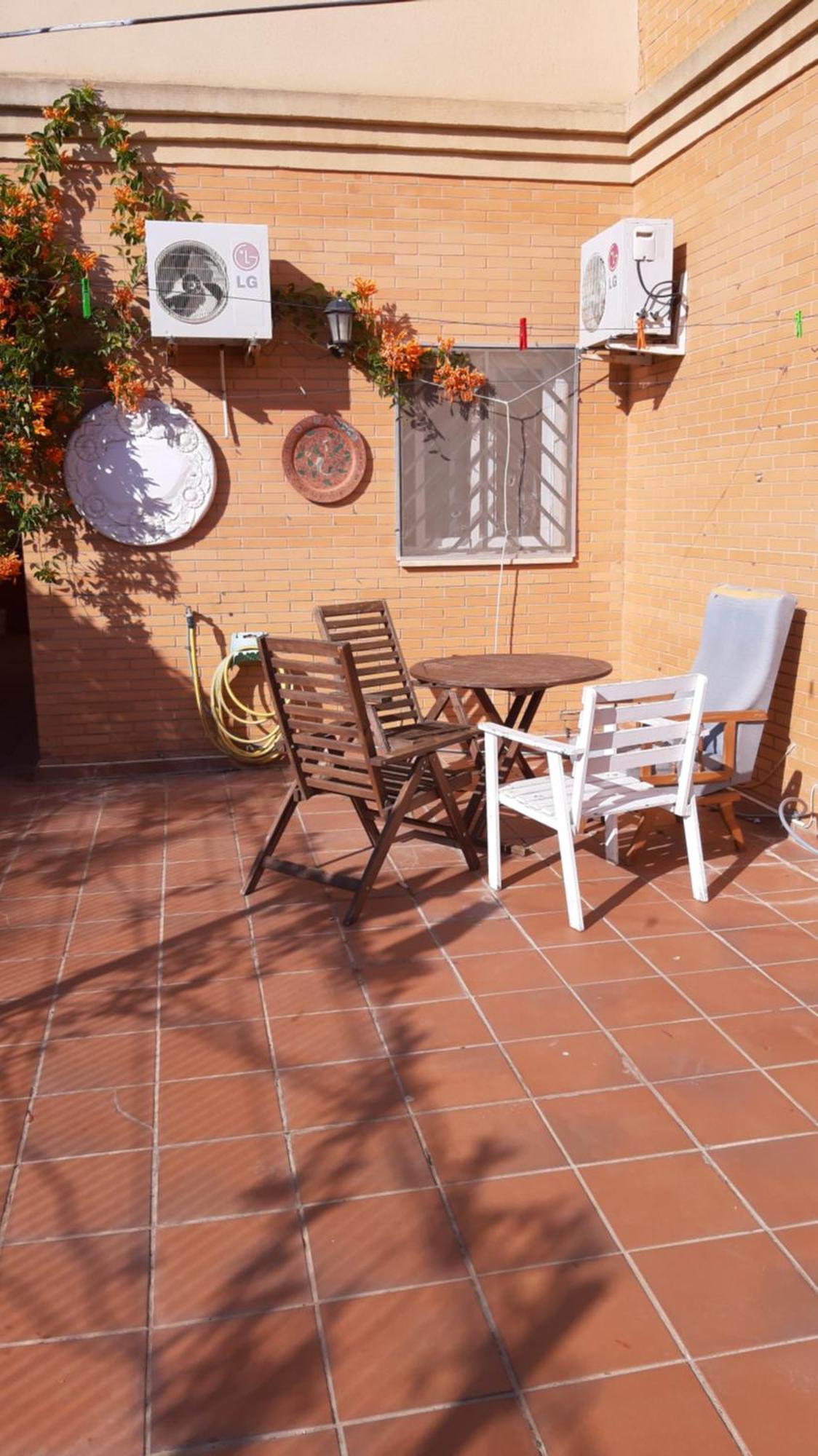 Apartment Relax In The Terrace! 4 Bedrooms - Huge Private Terrace - Swimming Pool - Walking Distance To The Beach! *