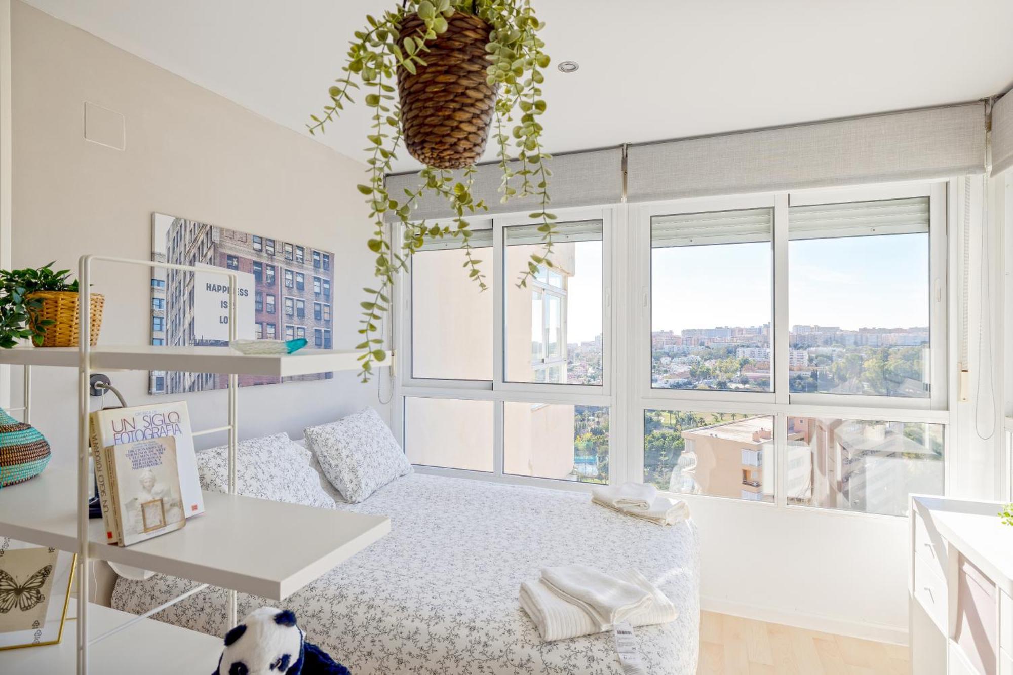 Sun Apartment *