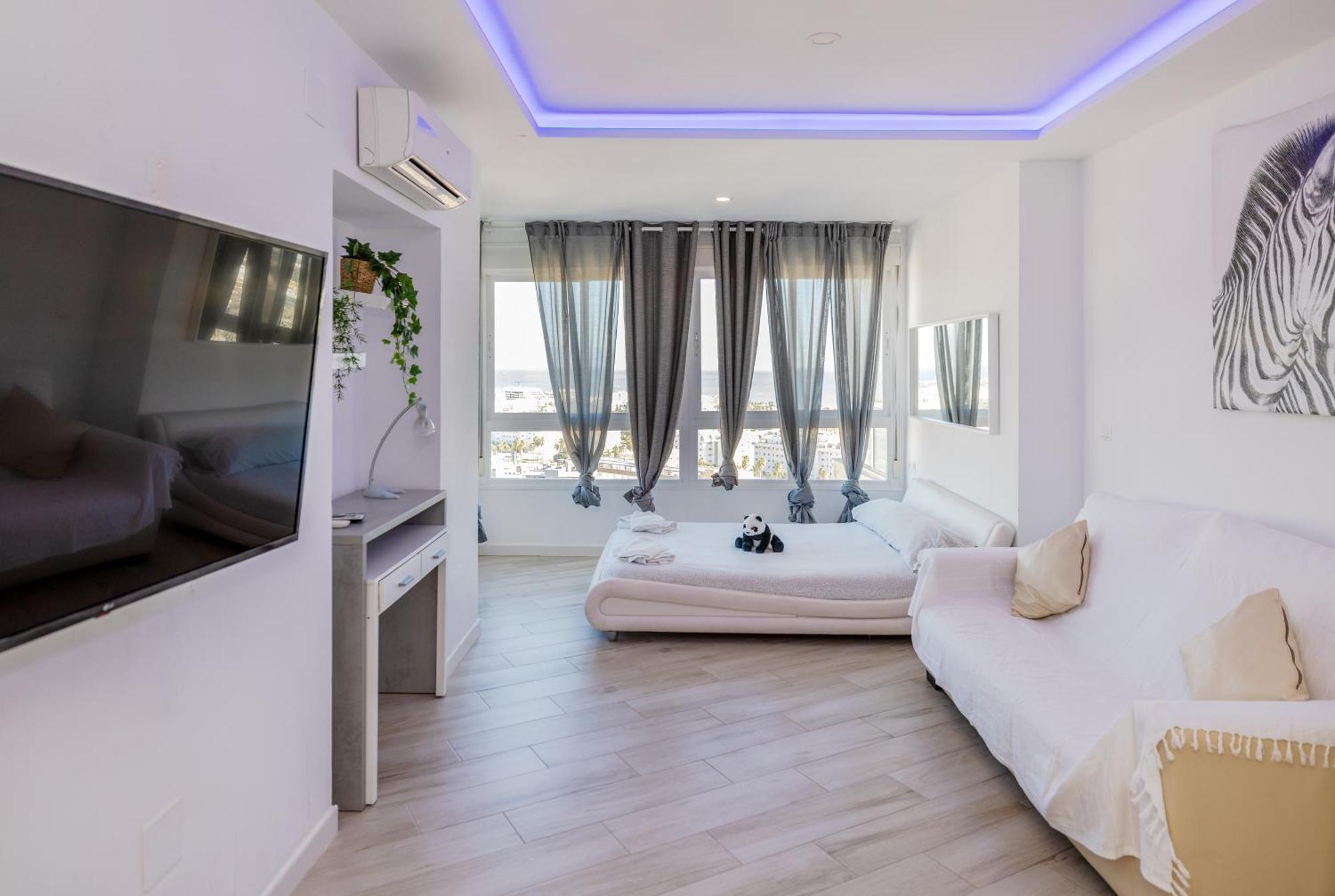 Sun Apartment *