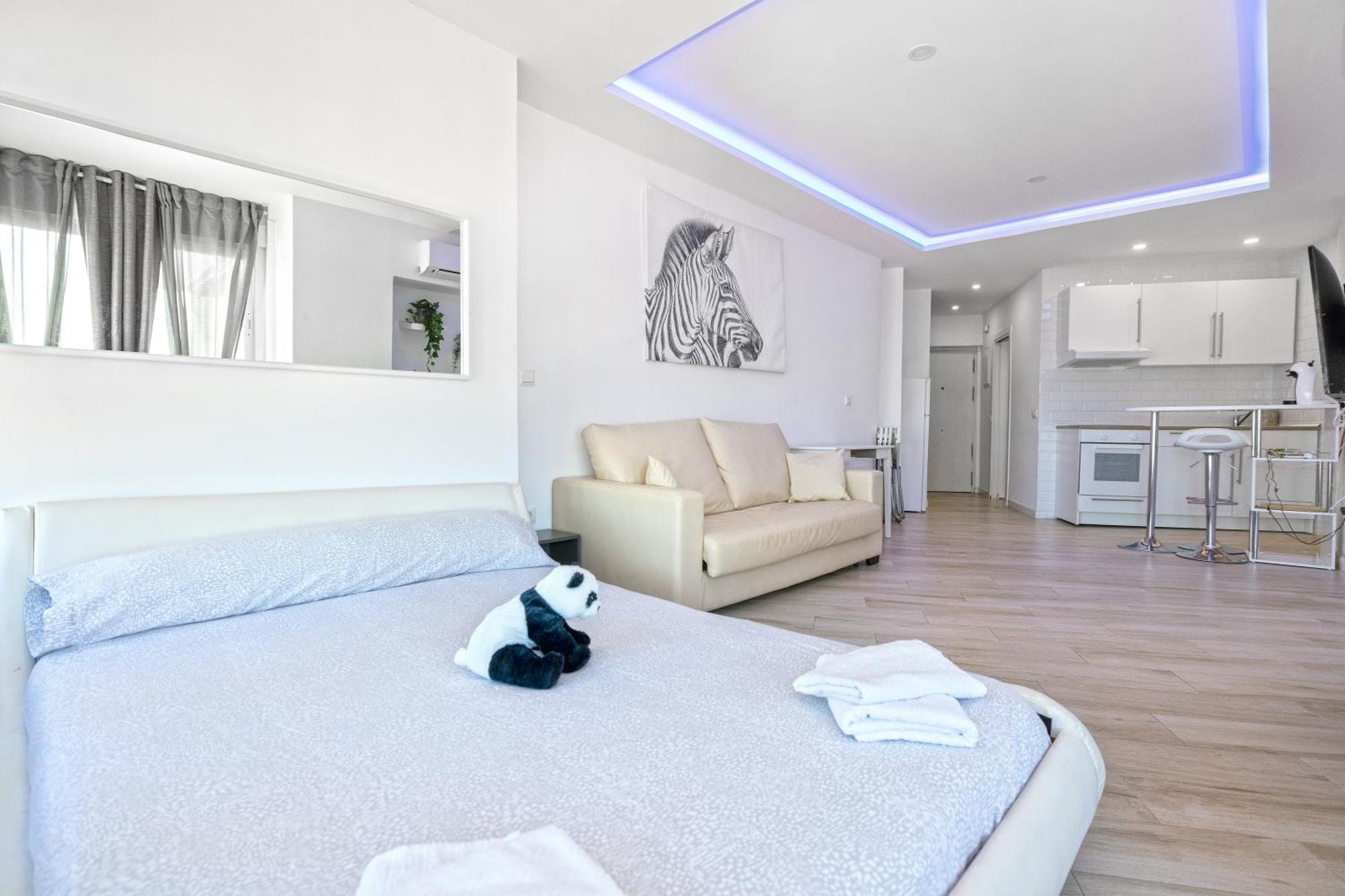 Sun Apartment *