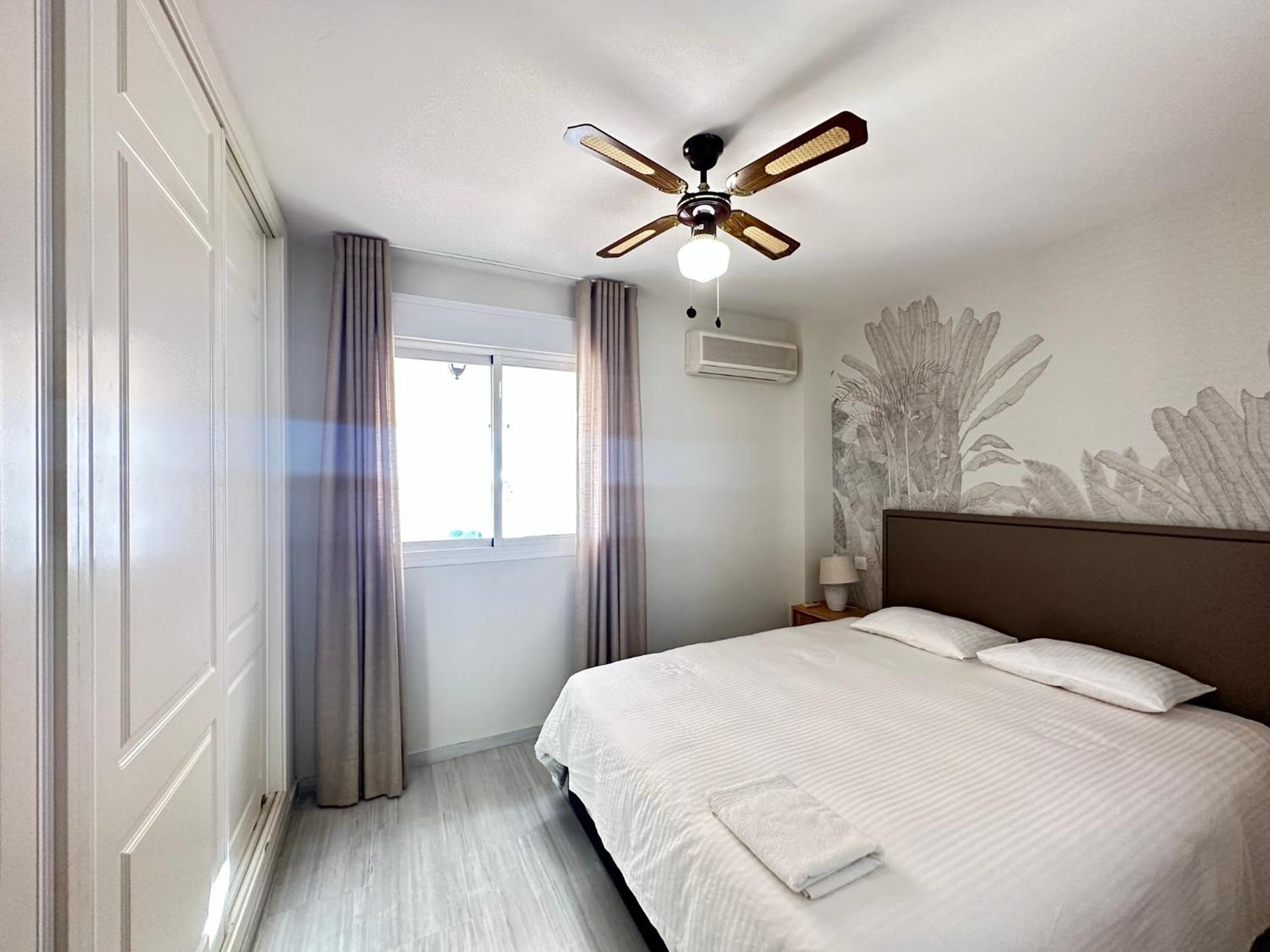 2 Bed Penthouse With Sea View Apartamento Torremolinos